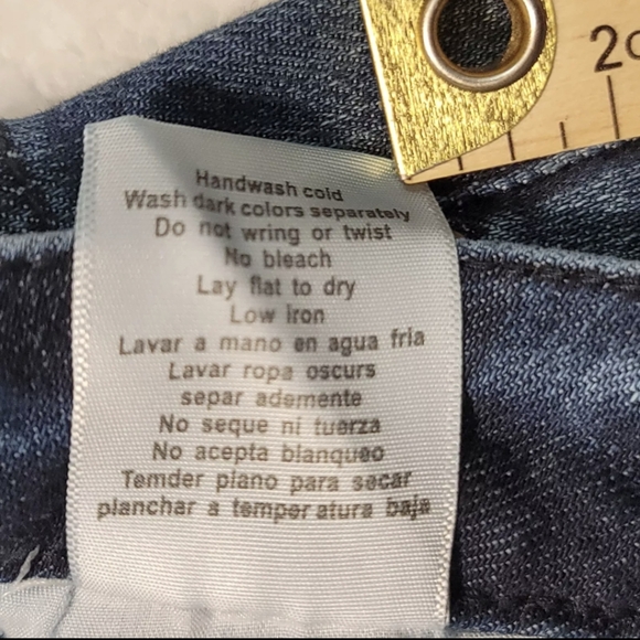 Judy Blue Women's Relaxed Fit Jeans Cropped Dark Wash Stretch Denim - Picture 9 of 14